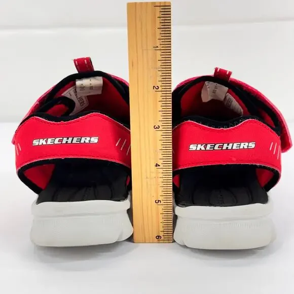 Skechers Kids Size 4 Relix Valdez Red Sandals Closed Toe Summer Comfort Travel - Picture 3 of 11